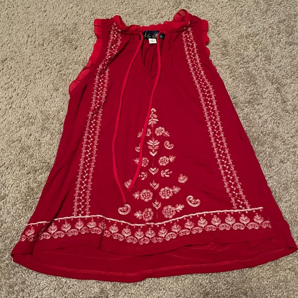 Red Tank - Picture 2 of 4